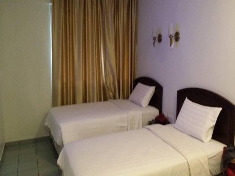 Century Hotel Kota Kinabalu Esterno foto