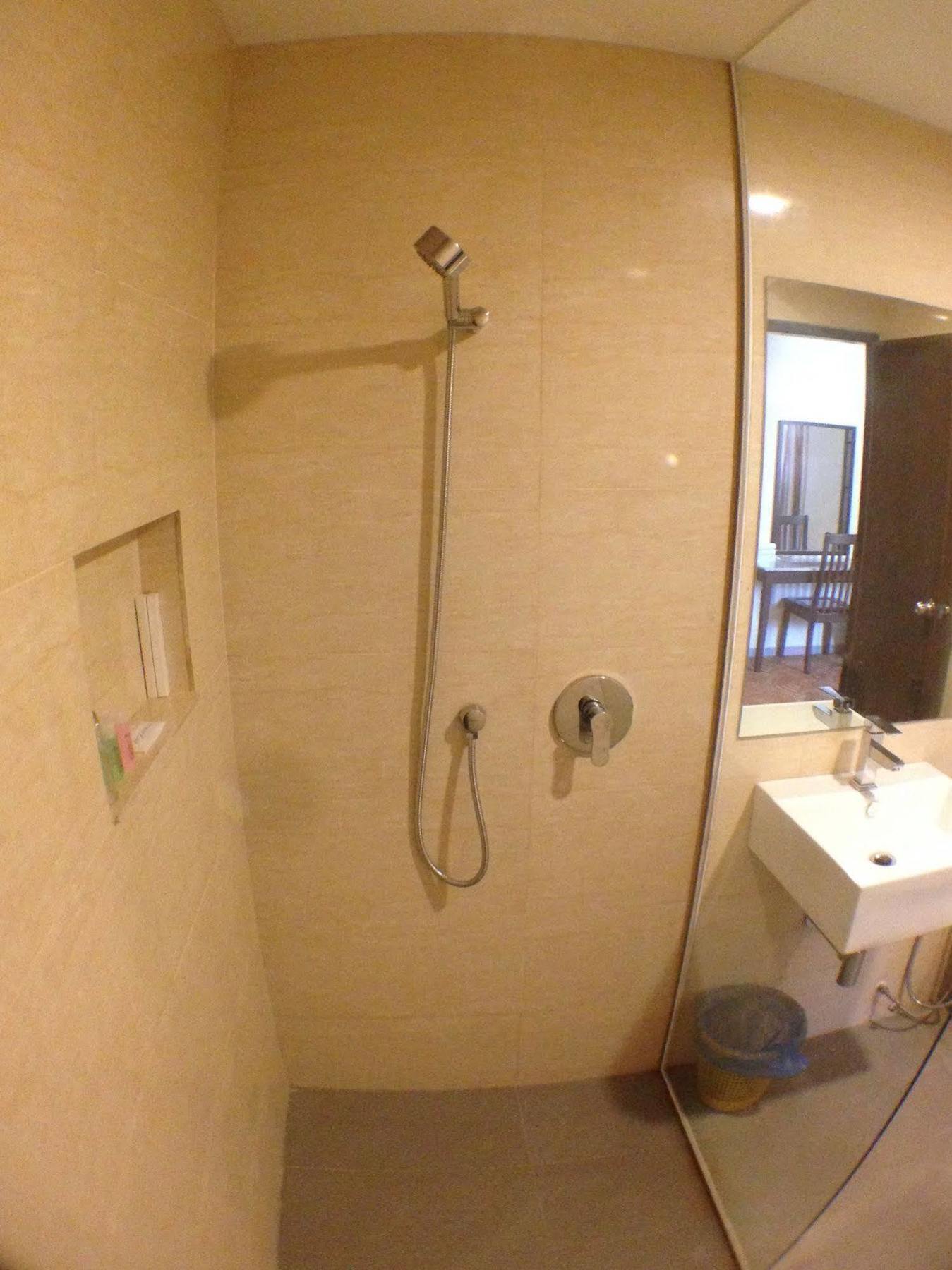 Century Hotel Kota Kinabalu Esterno foto